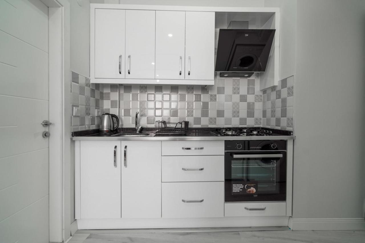 Apartament Charming And Central Flat Near Beach In Muratpasa Antalya Zewnętrze zdjęcie